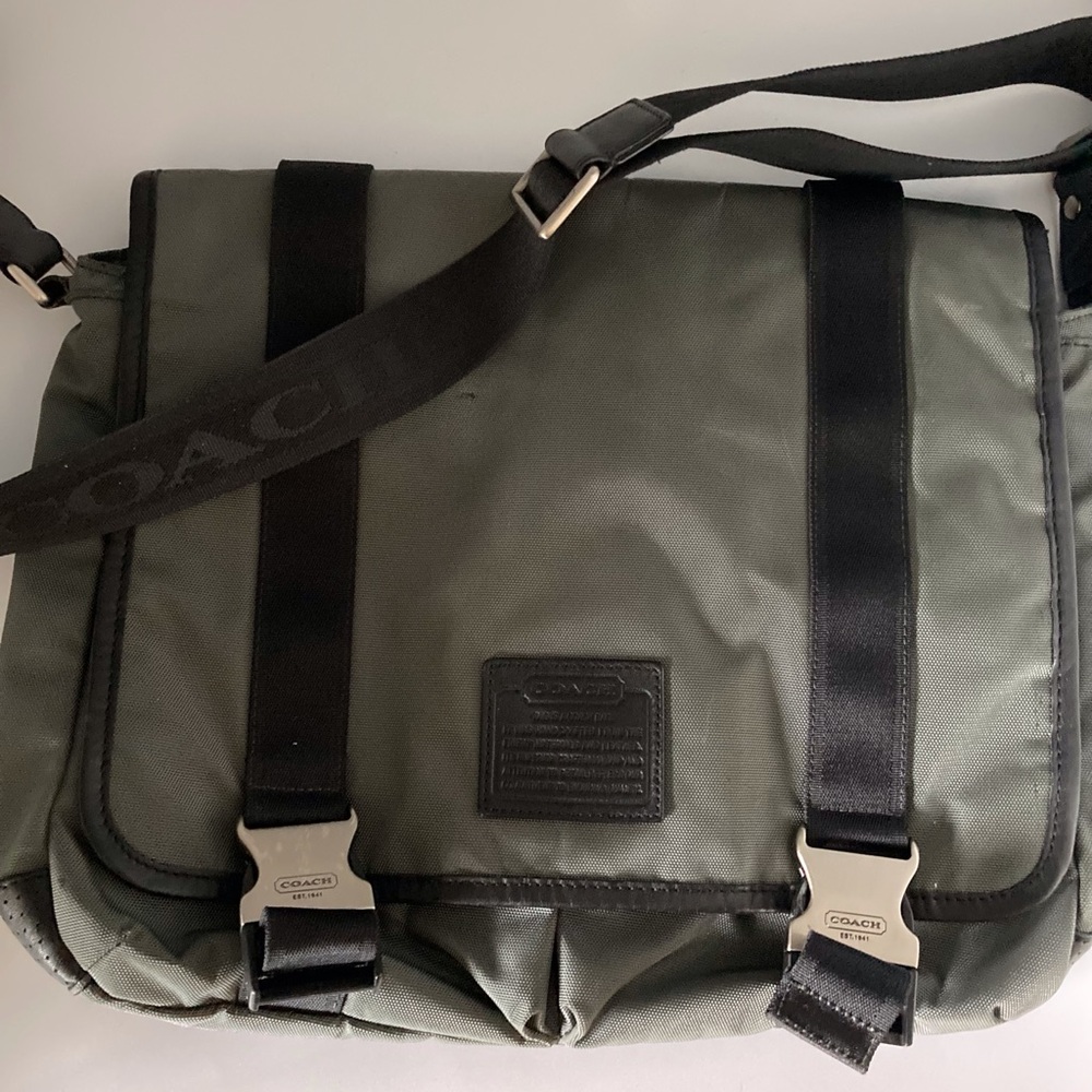COACH VOYAGER MEN’S MESSENGER LAPTOP/BRIEFCASE CROSSBODY ADJUSTABLE STRAP Bag